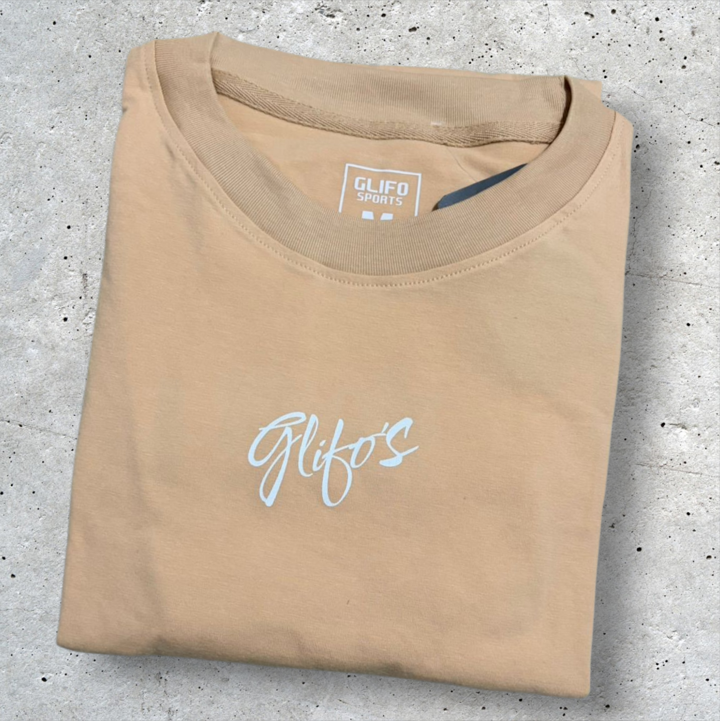 Polera Oversize Beige Glifo's - Estilo Urbano