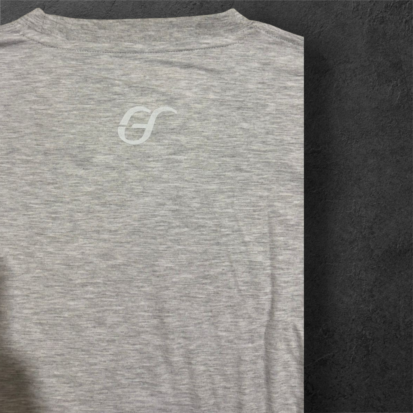Polera Oversize Gris Glifo's - Estilo Urbano